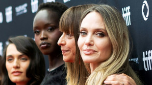 Angelina Jolie y su encrucijada vital en "Couture", protagonistas en San Sebastián