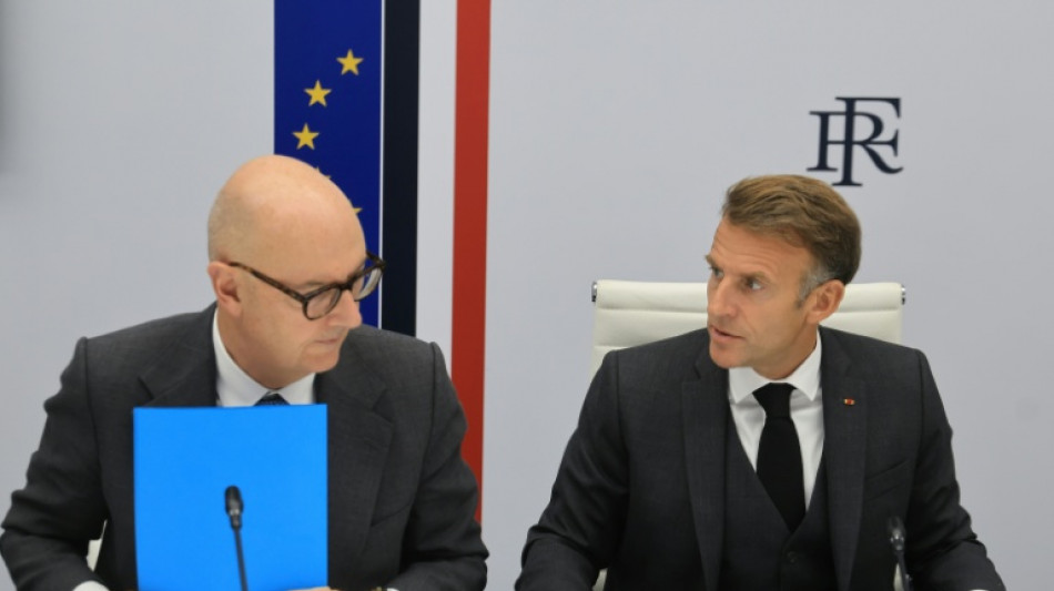  Francia considera una "se&ntilde;al de alarma" el aumento del costo de su deuda 