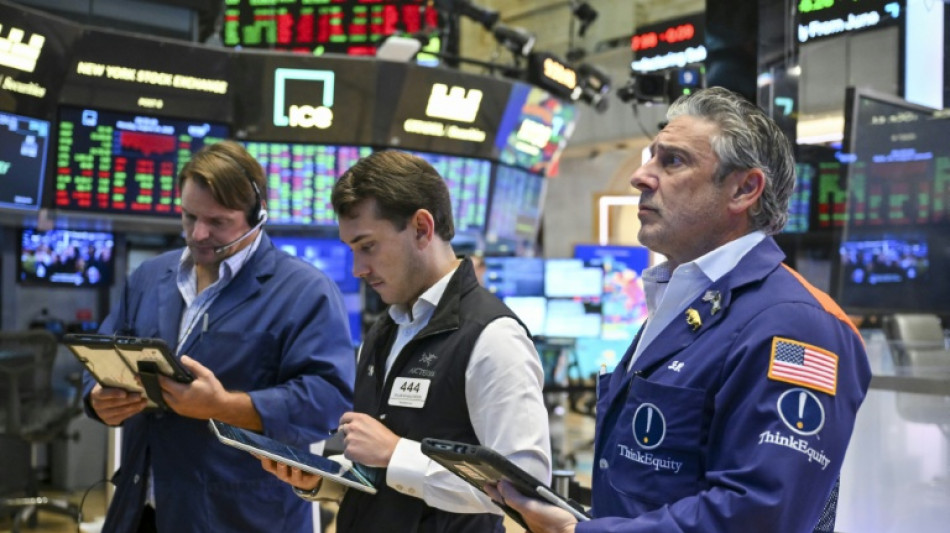  Wall Street recule, crisp&eacute;e par la situation g&eacute;opolitique 