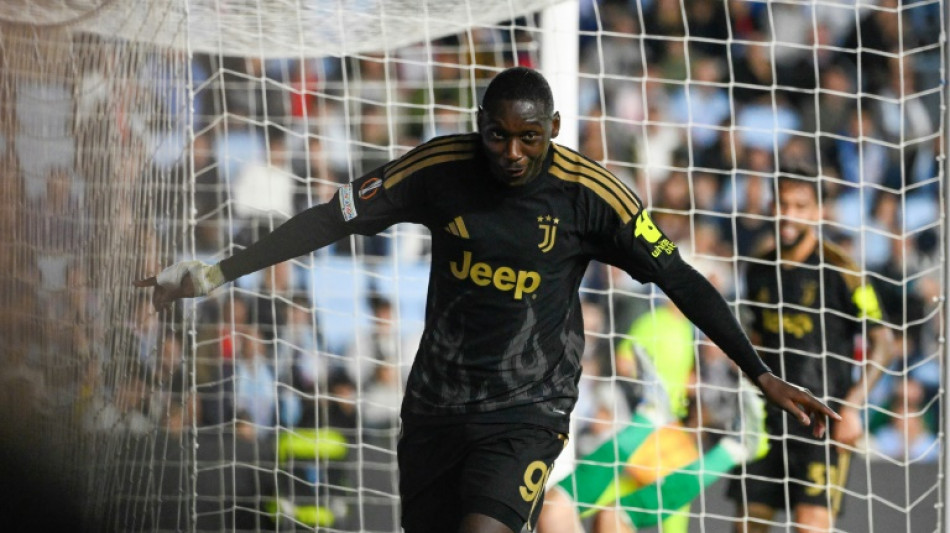  Juventus vira sobre Celta (2-1) e mant&eacute;m lideran&ccedil;a da Liga Europa 