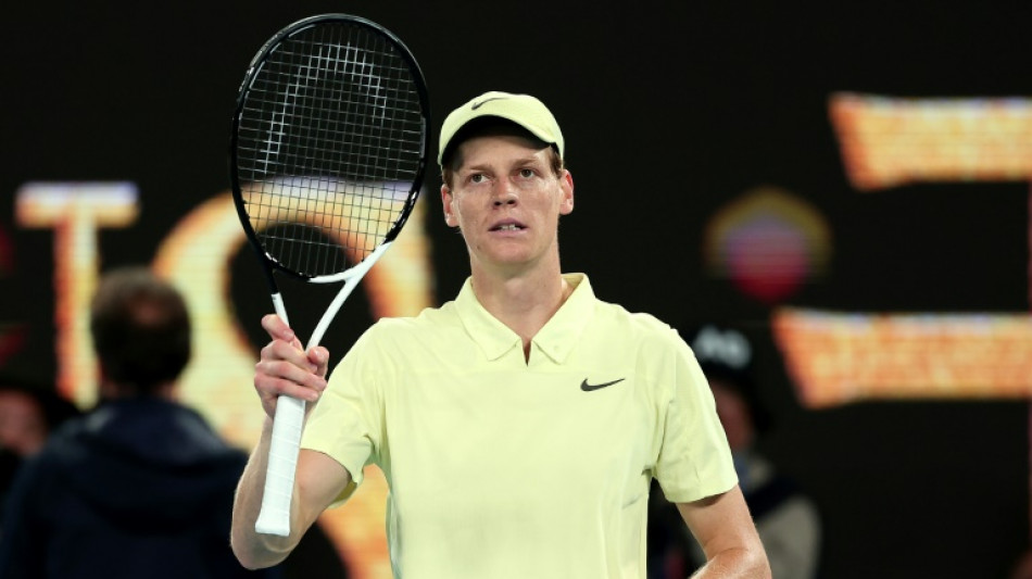 Sinner atropela De Minaur e vai enfrentar Shelton na semifinal do Aberto da Austr&aacute;lia