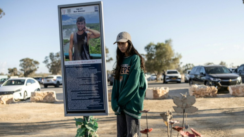 Dos a&ntilde;os despu&eacute;s, el duelo contin&uacute;a en el sitio del festival israel&iacute; atacado por Ham&aacute;s
