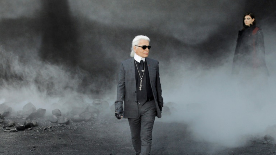 Apartamento de Karl Lagerfeld em Paris ser&aacute; leiloado neste m&ecirc;s