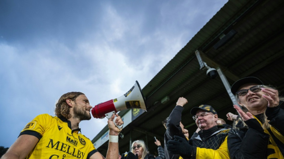 En Suède, Mjällby jubile après son titre de champion de foot