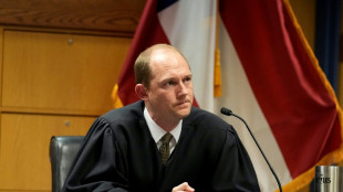 Juiz da Ge&oacute;rgia rejeita seis acusa&ccedil;&otilde;es contra Trump