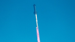 Neunter Testflug missglückt: SpaceX-Riesenrakete explodiert über Indischem Ozean