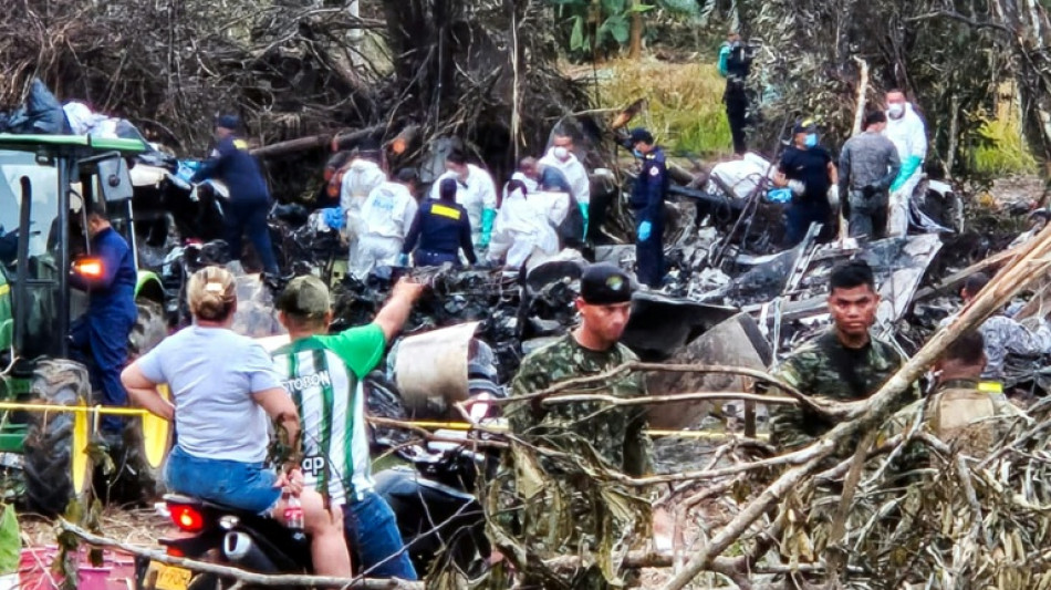  Sobe para 69 o n&uacute;mero de mortos em acidente de avi&atilde;o militar na Col&ocirc;mbia 