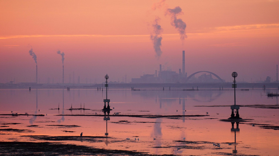  Accordo al Mimit, Altuglas chiude e licenzia 32 persone a Mestre 