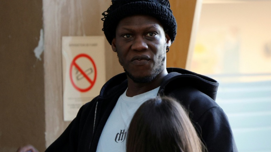  Violences conjugales : le proc&egrave;s du rappeur Doums renvoy&eacute; en mai 2027 