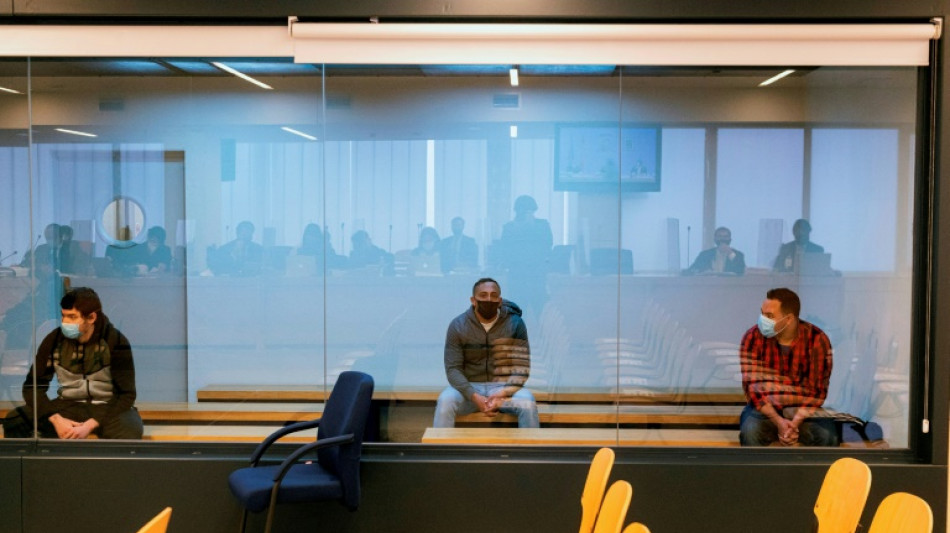 Reducen en 10 a&ntilde;os las penas a dos de los condenados por los atentados de Catalu&ntilde;a