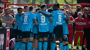 Leverkusen vence Union Berlin e fica a uma vit&oacute;ria do t&iacute;tulo alem&atilde;o