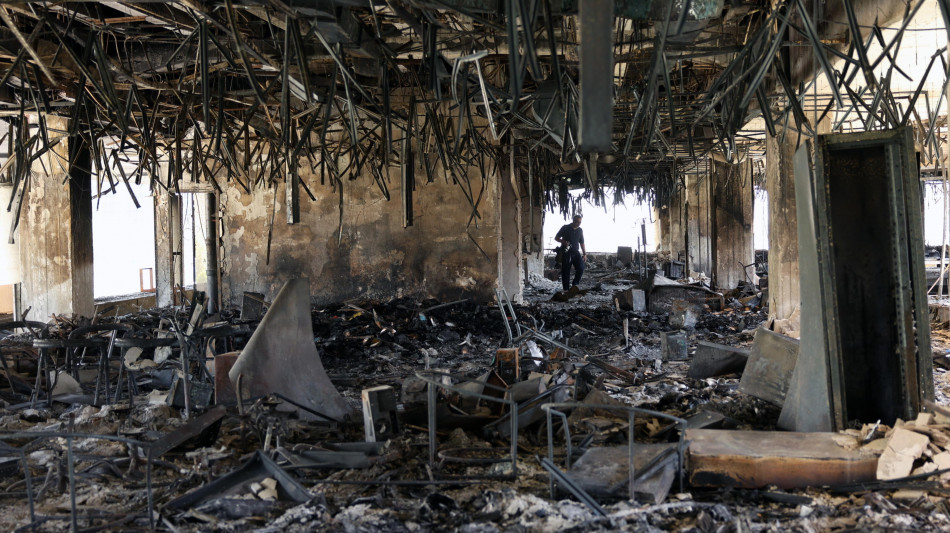 Idf, 100 bombe in due ore su Teheran.Citt&agrave; coperta da fumo