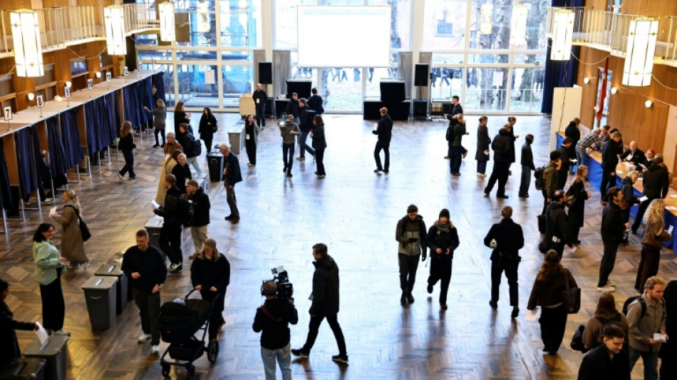  Bloque de izquierda de la primera ministra danesa gana las legislativas pero sin mayor&iacute;a 