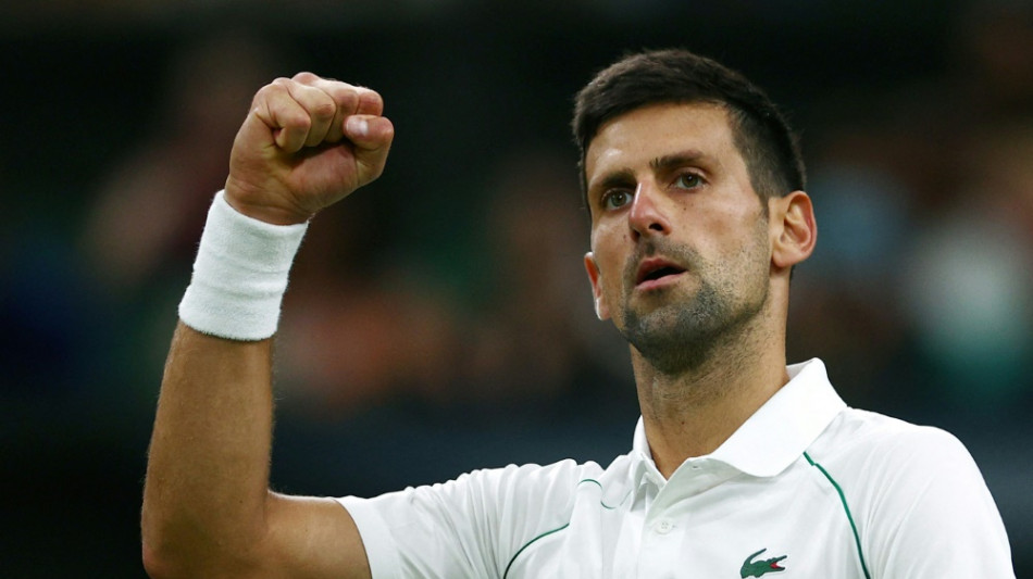 Titelverteidiger Djokovic souver&auml;n im Viertelfinale