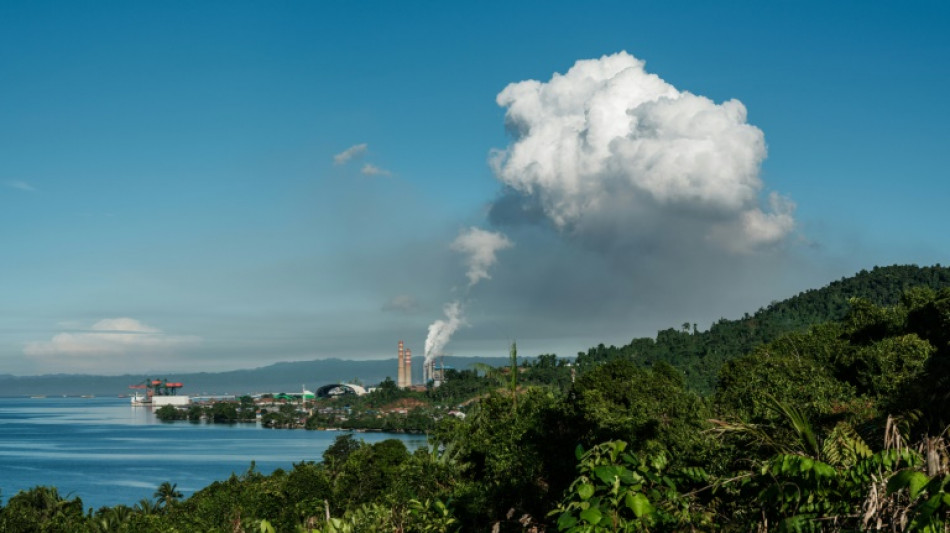 Au nom de l'inox et des batteries, la plus grande mine de nickel au monde déloge une tribu