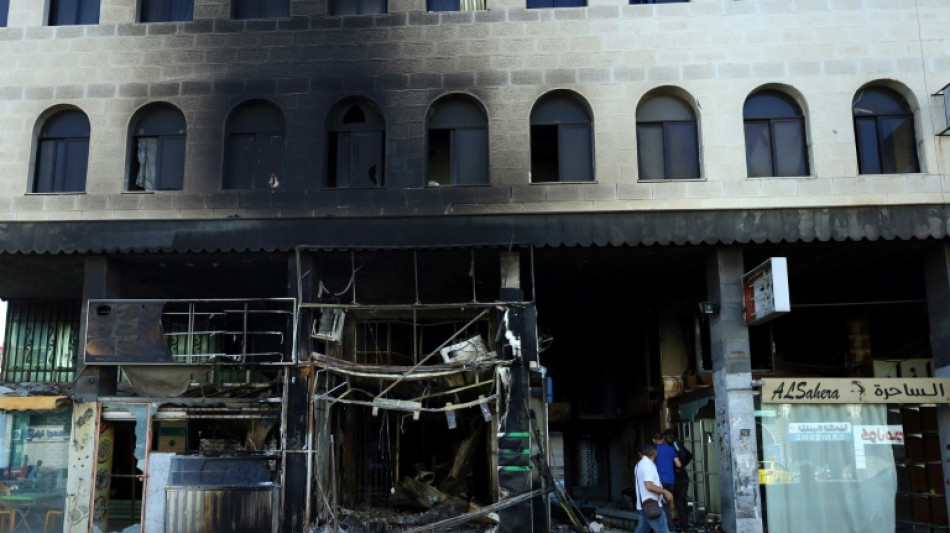 Na Síria, cidade atingida de Sweida conta seus mortos