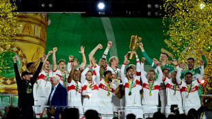 Stuttgart vence Arminia Bielefeld (4-2) e &eacute; campe&atilde;o da Copa da Alemanha