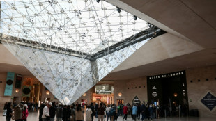 La seguridad en la galería robada en el Louvre no era "un punto a vigilar", según su presidenta