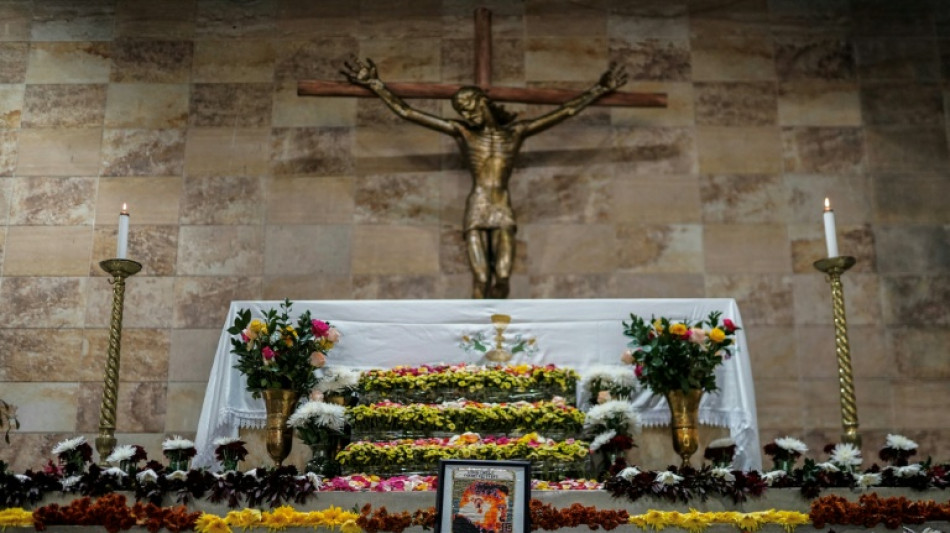  Remains of Colombian priest-turned-guerrilla identified six decades later 
