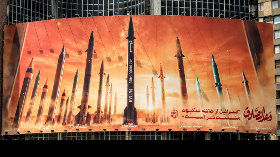 Ir&atilde; abandona tabu de atacar diretamente Israel