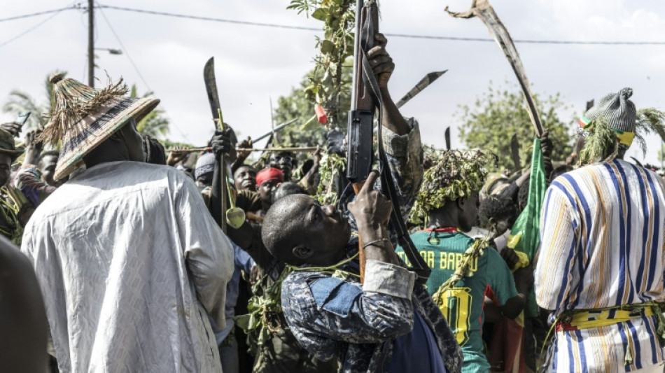  In Senegal, a feverish ancestral hunt beckons the rain 