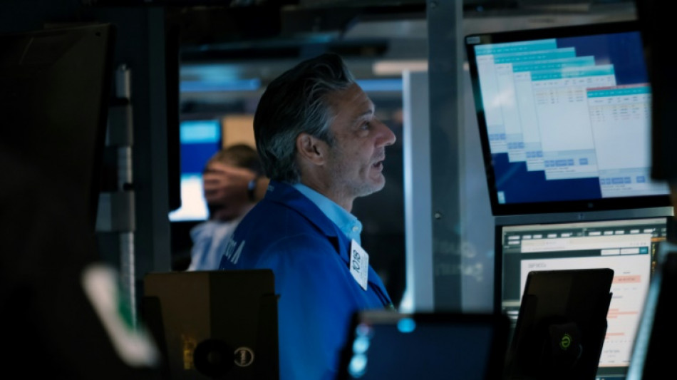 Wall Street cl&ocirc;ture divis&eacute;e, &agrave; l'issue d'une s&eacute;ance volatile