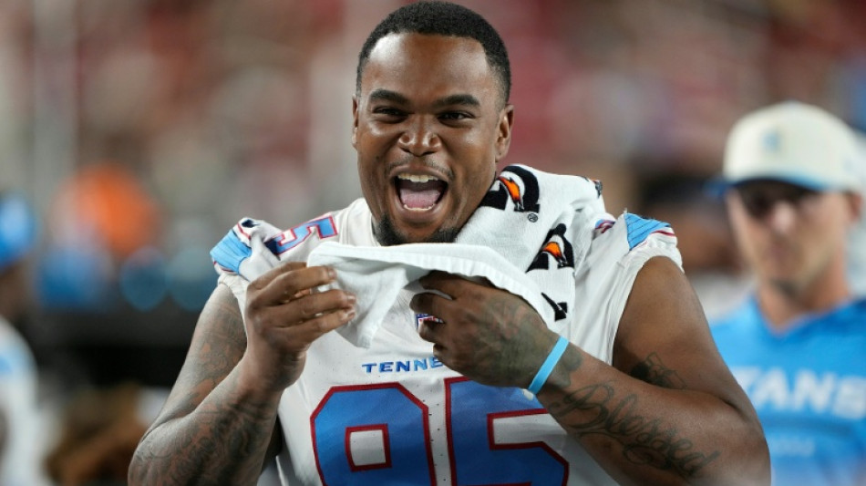  NFL Titans coach says gun incident was 'cry for help' 