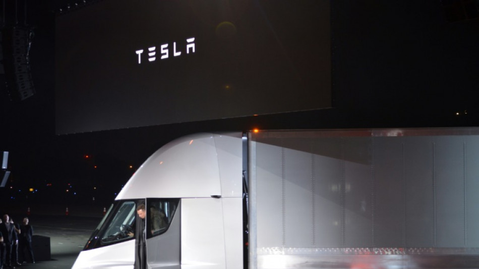Tesla annonce 3,6 milliards de dollars pour agrandir sa m&eacute;ga-usine du Nevada