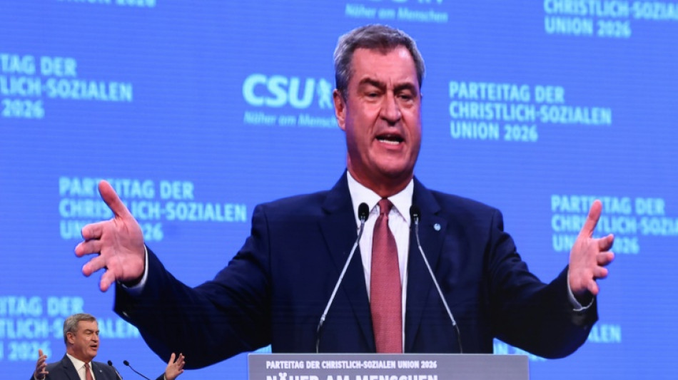  S&ouml;der auf CSU-Parteitag: "Es geht jetzt um die Existenz der Volksparteien" 
