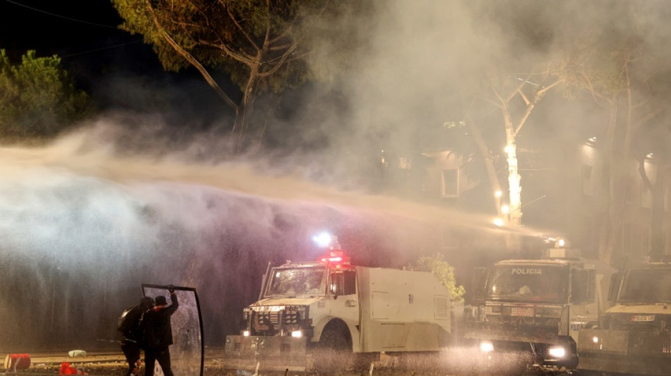  Clashes grip Tirana as Albanian PM blames 'foreign hands'
 