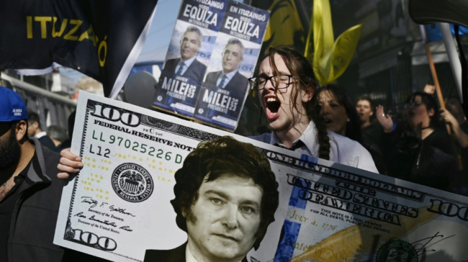 Radical outsider fires up young Argentines ahead of election
