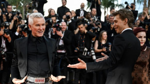 Cannes cae rendido a los pies de "Elvis"