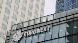 Bourses europ&eacute;ennes: Paris en hausse, Franfort &agrave; l'&eacute;quilibre, Londres en baisse &agrave; l'issue d'une semaine agit&eacute;e