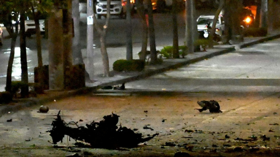 One dead, several injured in explosion at busy Ecuador shopping center