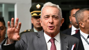 Justicia de Colombia niega pedido de expresidente Uribe para apelar su condena en libertad
