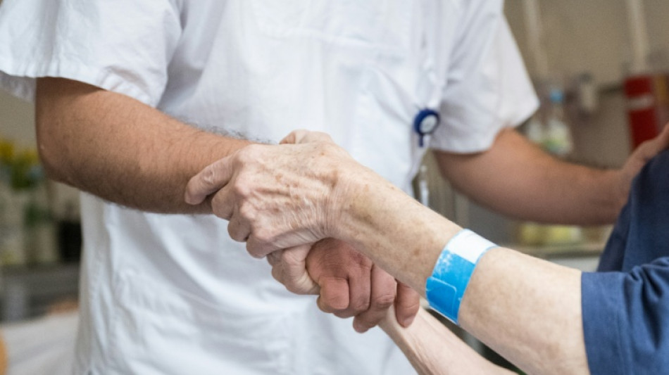  Bericht: Warken plant bei Pflegereform deutliche Mehrbelastung f&uuml;r Heimbewohner 