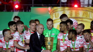 RB-Torwart Gulacsi zeigt Herz f&uuml;r Kinder