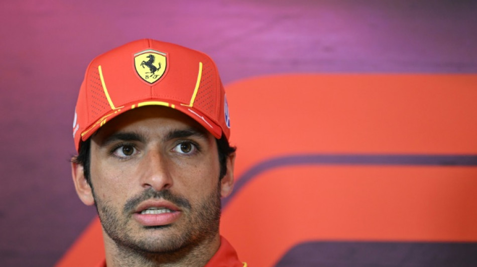 Carlos Sainz assina com a Williams para temporada 2025 da F&oacute;rmula 1