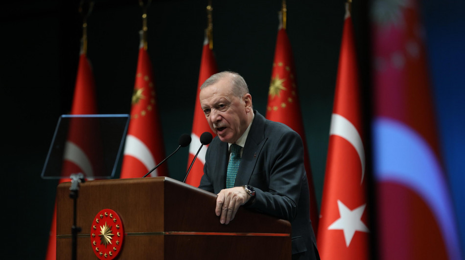  Erdogan, 'rimuovere tutti gli ostacoli sull'industria della Difesa' 