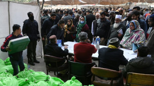 Explos&otilde;es antes das elei&ccedil;&otilde;es matam 22 no Paquist&atilde;o