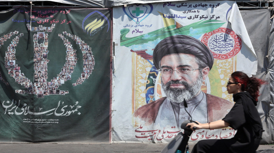  Khamenei, ho dato il mio ok al memorandum per l'impegno assunto da Pezeshkian 