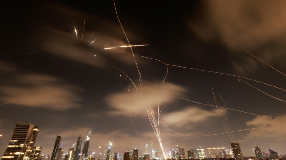 Ayatollah Chamenei schlie&szlig;t Kapitulation des Iran aus