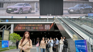 Salão do Automóvel de Xangai exibe concorrência no setor de carros elétricos