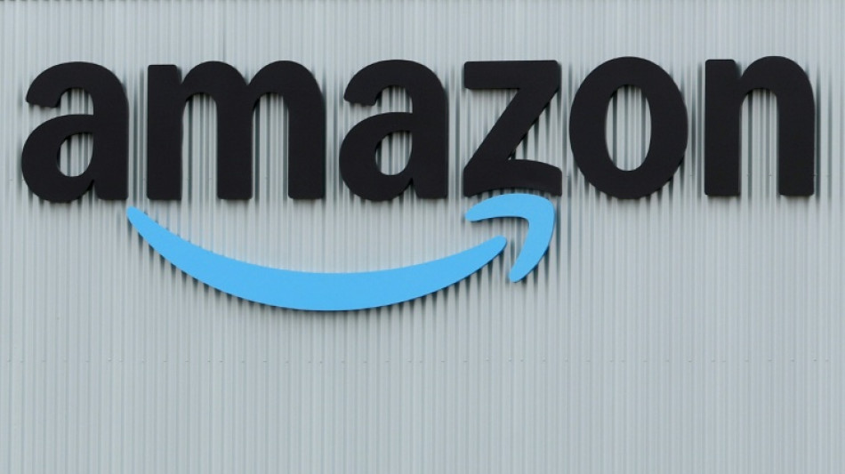  Amazon cloud business accelerates but shares drop on profit miss 