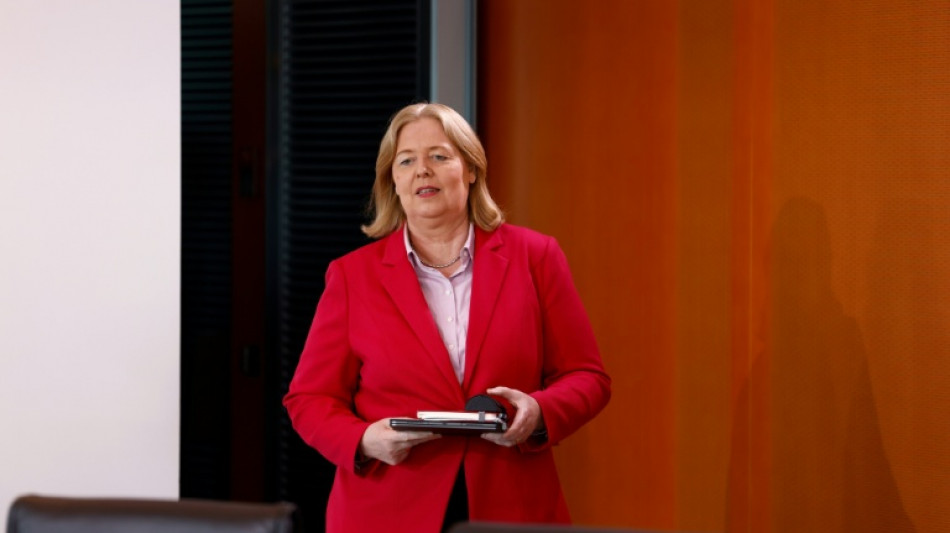 Bas bekräftigt Entschlossenheit bei Kampf gegen Sozialbetrug