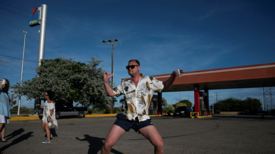 Guerre oblige, les touristes russes d&eacute;barquent sur les plages paradisiaques du Venezuela