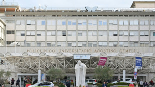 El papa Francisco, hospitalizado en Roma, pas&oacute; "una buena noche"