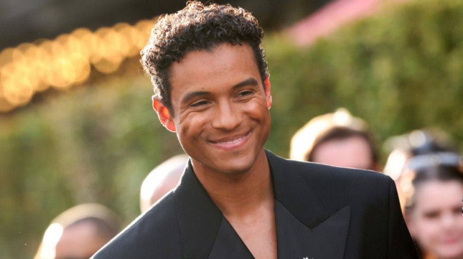  F&atilde;s do Rei do Pop lotam Hollywood para estreia de 'Michael' 