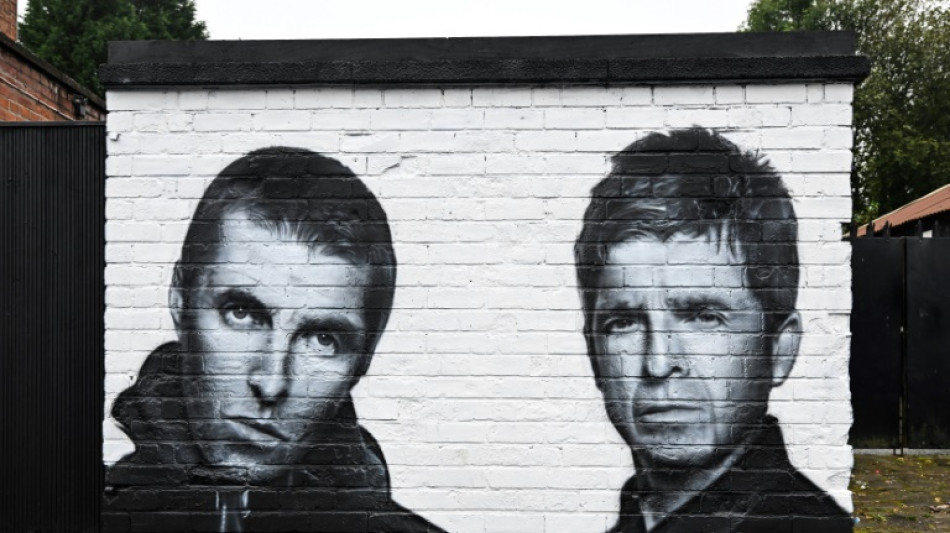 Oasis fans lose 'over &pound;2 million' in UK ticket scams