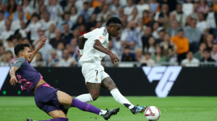 Com gols de Rodrygo, Vini e Mbapp&eacute;, Real Madrid vence Espanyol (4-1) e pressiona Bar&ccedil;a
